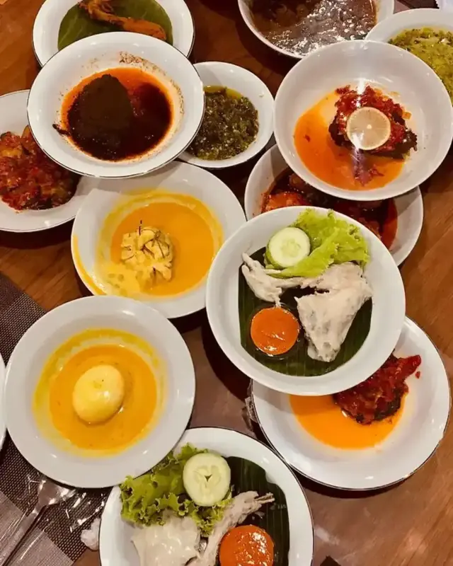 Franchise Padang Pagi Sore - Makanan